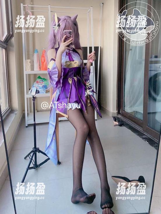 你没有看错！这是AT鲨的红裙，不仅图包一绝，写真也把真相搅和得稀巴烂。