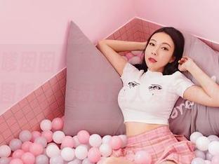 Feilin嗲囡囡 - 泳池里的Misty萌晰–原图抓拍，精选惹人爱的时刻
