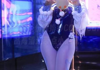 我为G44不会受伤的婚纱COS打Call，极品高清还带点小心机！