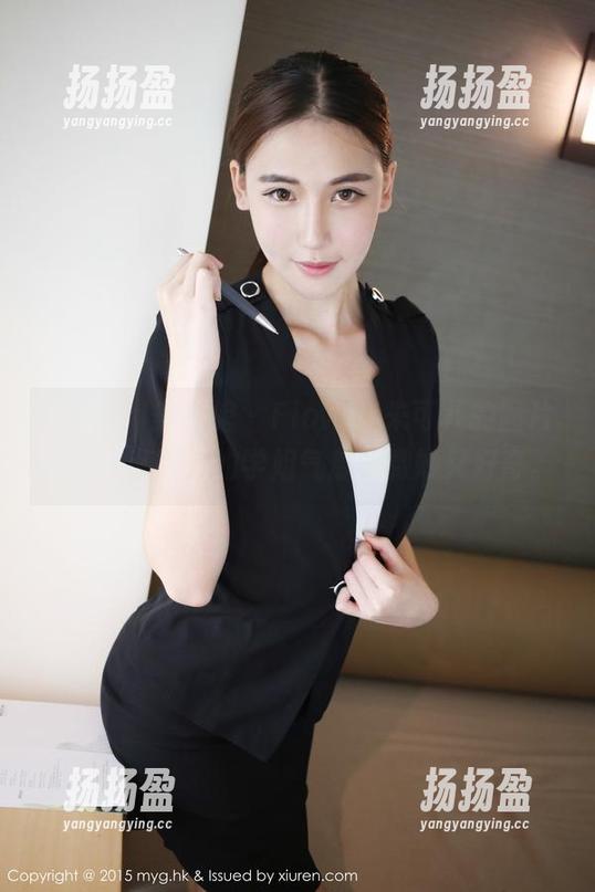 MyGirl美媛馆 - Flower朱可儿的图片再现：私房里的学姐气息，微妙又好奇。