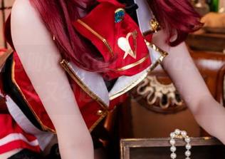 高清图包助攻，Sally Dorasnow的少女又勾起了不少联想。