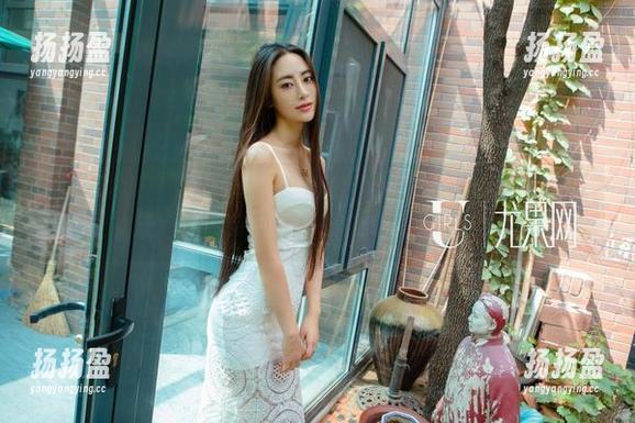 UGirls尤果网 - 写真的另一种可能，K8傲娇萌萌和她的天台之旅，图册一路走来。