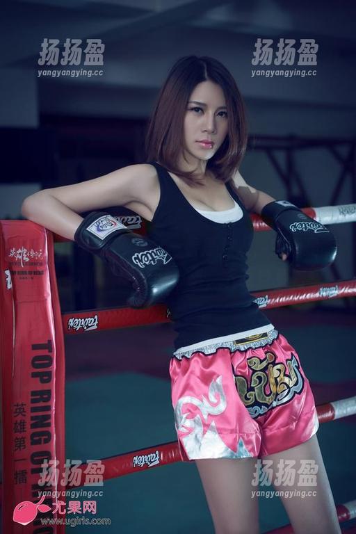 UGirls尤果网 - 乍一看是双人，实际是“乔依琳”的画面合集，下载自负吧
