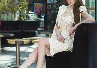 UGirls尤果网 - 若彤BOOMBOOM肉丝新作，最新图册，跟素食主义说拜拜吧。