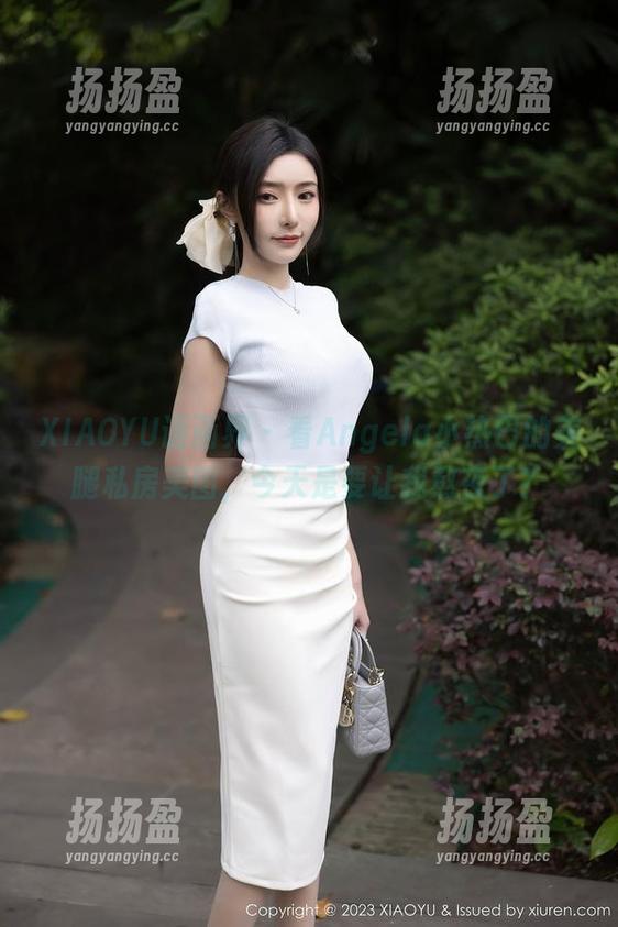 XIAOYU语画界 - 看Angela小热巴的美腿私房美图，今天是要让我熬夜了？