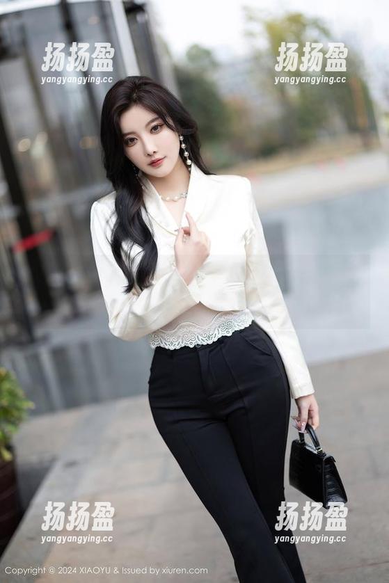 XIAOYU语画界 - 高清竹外桃花三两枝，郑颖姗的美脚光是看就让人腿软！