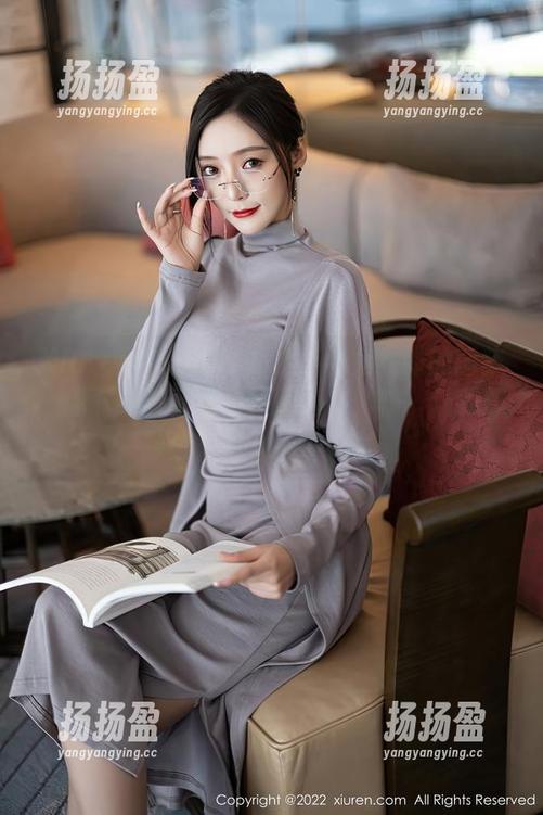 Xiuren秀人网 - 奶瓶子与兔女郎的图集，你下载时可能会怀疑现实，咳，让我想想怎么形容那种感觉。