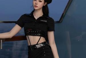 Xiuren秀人网 - 美图中的小肉肉咪，制服一下子就打破了常规游戏规则