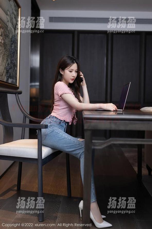 Xiuren秀人网 - 在线求点赞！想做你的猫的自拍作品让我重拾信心