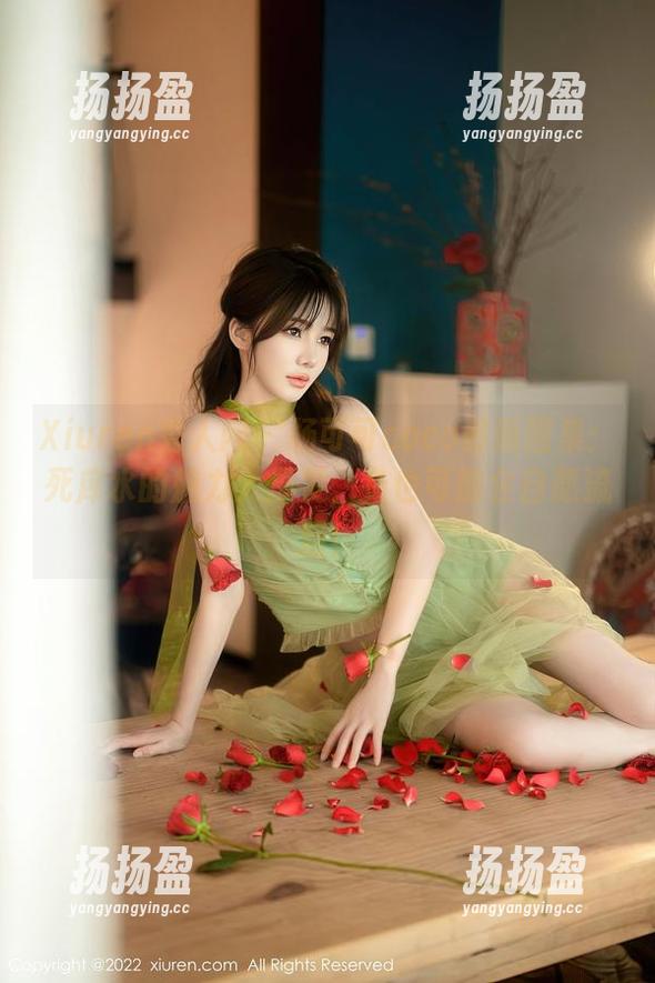 Xiuren秀人网 - 杨可可coco最新图集：死库水的魅力大爆发，鱼也可能会自愿流泪！