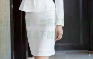 Xiuren秀人网 - 出其不意，水水姐的教室无圣光下的图片探秘
