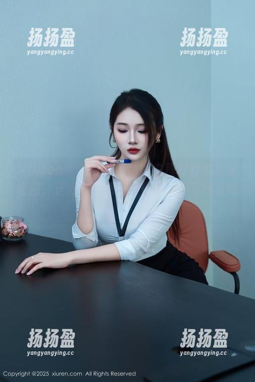 Xiuren秀人网 - 网袜博主程程程的高清套图，正好让我想问：你还是不穿网袜吗？