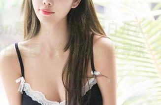 Xiuren秀人网 - 这不是白开水，是谢忱倬的纯白美图，分享给那些寻求一丝纯净的你。