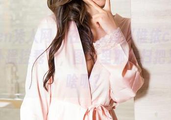 Xiuren秀人网 - 在线欣赏赵惟依coco的“女仆操控秀”，图片里那把扫把又要干啥呢？
