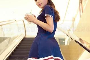 aiss - 若兮的图集：私房里的夸张秘密游戏