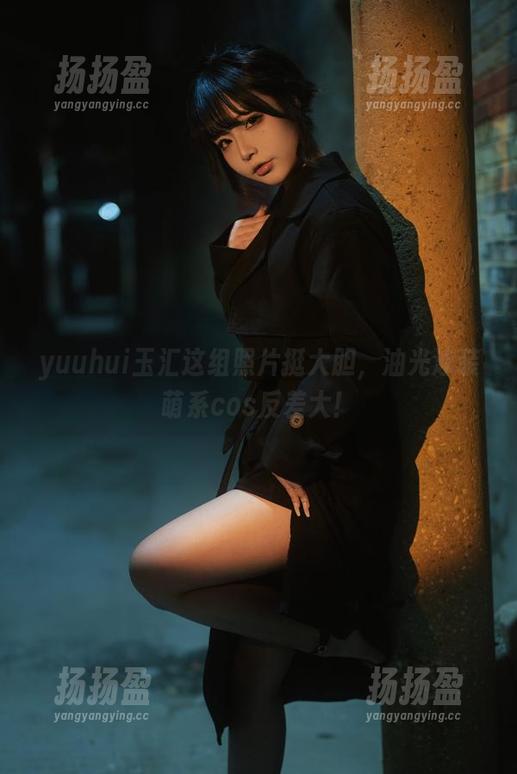 yuuhui玉汇 yuuhui玉汇这组照片挺大胆,油光泳装萌系cos反差大!