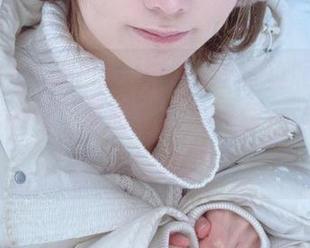 你见过けん研(けんけん)的写真吗？那“nukumori”里面，照片好像在吟唱着轻声细语。