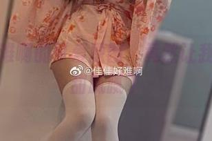 佳佳好难啊的可爱原图，竟然让我也开始甜腻腻了