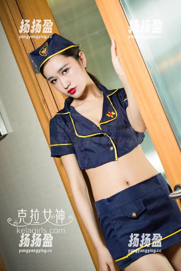 克拉女神-凌雪 克拉女神 - 这短裤,是凌雪的降温法宝吗?免费图册就在那里等你来瞧!