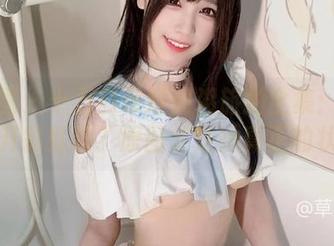 微密圈 - 十万口草莓粥粥旅拍全集：这动作学开彩虹吗？原图才是她真正的状态。