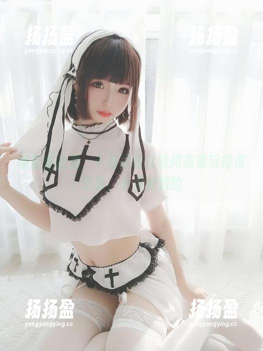碧蓝航线里，十万珍吱伏特用高清玩得很恶毒，来点刺激的