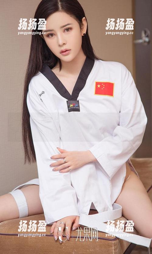 尤果网爱尤物 - 秋夜感觉扑面而来，赫拉女神hena的合集好像不把我放过！