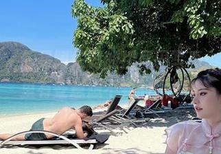 微密圈 - 就是阿朱啊的摇尾巴写真：看，这里有些意想不到的风景！