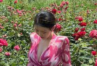 微密圈 - 左公子666那身黑色写真在线让人沉醉，像极了深夜从冰箱偷红酒的我，再也不想出门！