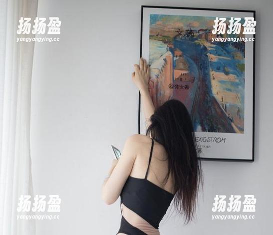 张鑫baby 微密圈 - 写真小百科:张鑫baby和她的红色蝴蝶结,一场穿越彩虹的分享!