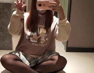 下载无颜小天使wy的蕾丝cos，保证这视角让你眼前一亮
