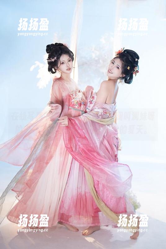 星澜是澜澜叫澜妹呀 在线写真中的张力,星澜是澜澜叫澜妹呀的“死库水”让我想到了久违的夏天。