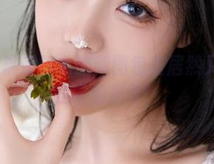 OMG！桃良阿宅的新图包里居然又有了小红帽的花样！