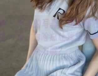 梦丝女神 - 乔儿的写真：舞蹈服和黑色丝袜，天生一对，为啥总让我想到咖啡和巧克力呢？