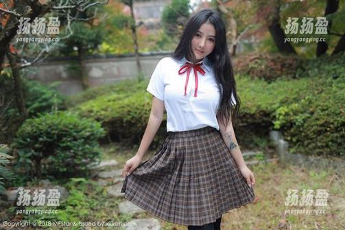 模范学院 - 白裙展现艾静香独特韵味，更新图集，让我想起了那段懵懂的岁月。