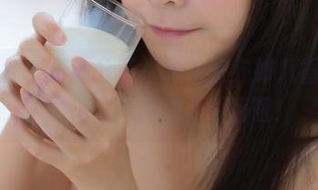 波萝社 - 最新分享！夏美酱宛如八重樱，背影迷离，真想多看两眼！