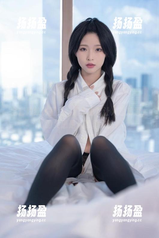 全套豹纹比基尼，清水由乃让人想知道，她的灵感是从哪里来的？