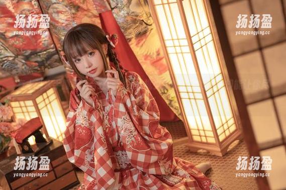 有人说水手服不适合在陆地，爆机少女喵小吉的美图却能让你尽情下载！