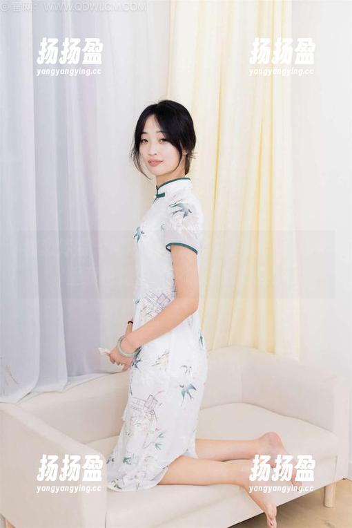 物恋传媒 - 嘟嘟的私房圣诞画像，真心希望我也是画面中的那只麋鹿！