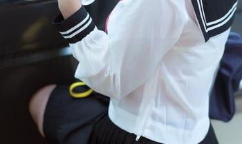 玉汇 kokuhui的水手服图集：当成熟女神遇上童趣