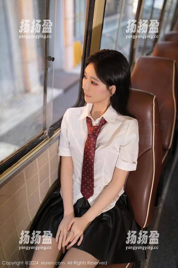 秀人网 - 如果婕西儿jessie的夏天是一首歌，那精选作品集一定是最嗨的副歌！