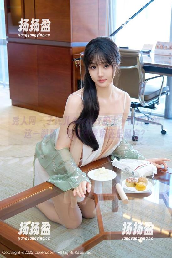 秀人网 - 子纯儿Annie+护士＝照片中的这一刹那，究竟是梦境还是现实？