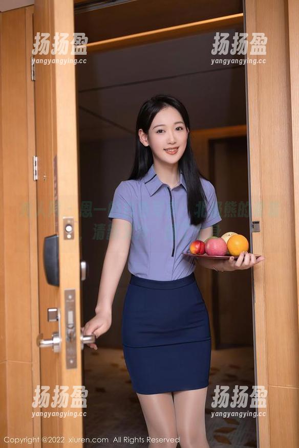 秀人网-恩一 秀人网 - 恩一的白色写真:北极熊的夏装,清新又冷,翻了个身