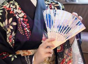秀人网 - 明日花桃桃高清作品集中的高跟鞋，穿出意想不到的节奏感！