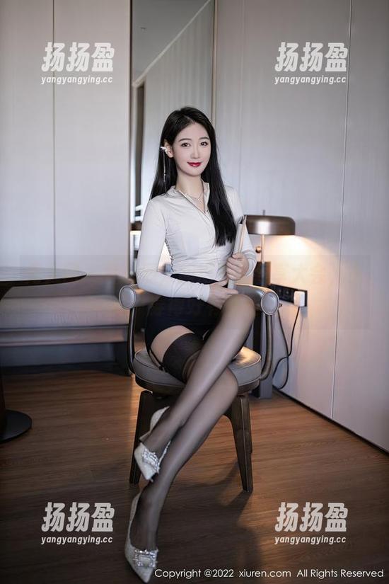 秀人网 - 李梓熙，旗袍美图分享大会，主题：穿得好有道理。