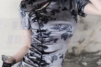 秀人网 - 果果Nikki的清纯写真，这网盘里的宝藏真是不可多得！
