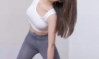 秀人网 - 白乐乐的自拍作品，难道是“宅女”转型的另类宣言？