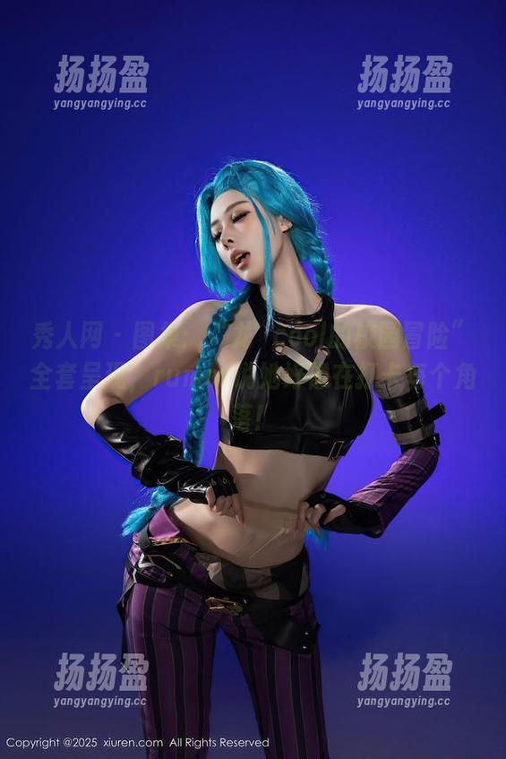 秀人网 - 图集：“龙籹cool的校园冒险”全套呈现，rumor说她好像在打卡每个角落！