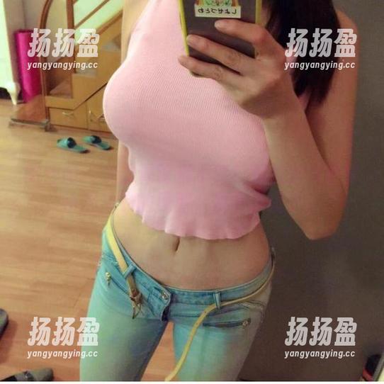 微密圈 - 光看评论都不够！得直接观看童小芯泳衣的原图，别讲道理了。