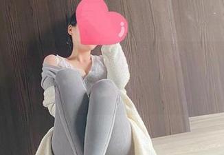 微密圈 - 这吊带黑丝是怎么回事，童小芯的作品值不值资源一看？