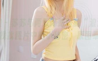 袜啵啵 - 苏苏与两双高跟鞋的“浪漫”故事，找找照片中的小秘密，原图奉上。